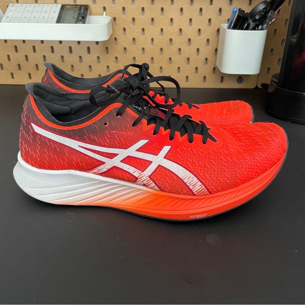 Asics Magic Speed - Men’s Size 10